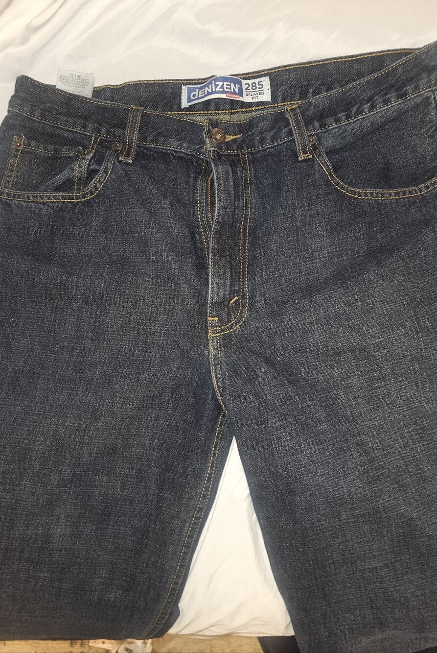 Denizen from Levi's Relaxed Fit Dark Blue Men's Jeans